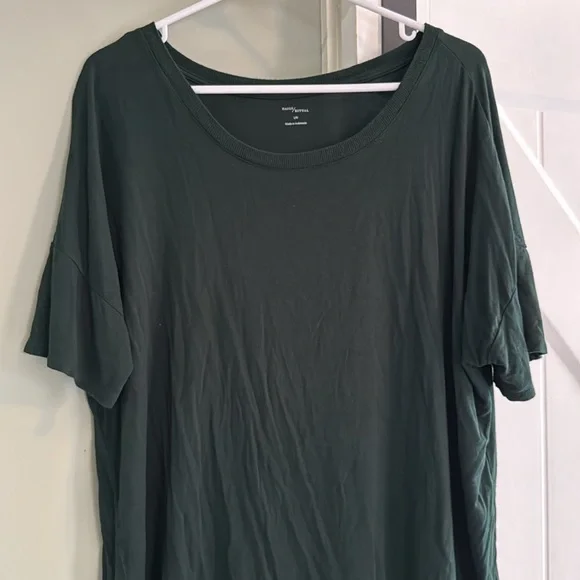 Daily Ritual Tee - Picture 2 of 9